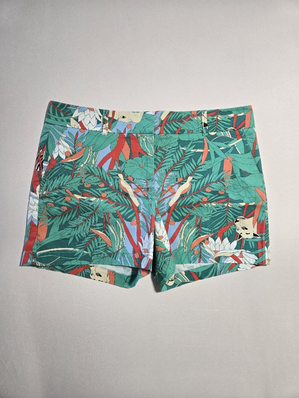 NWT Talbots Jungle Print Shorts Size 16 Green Tropical Tiger Floral Summer
